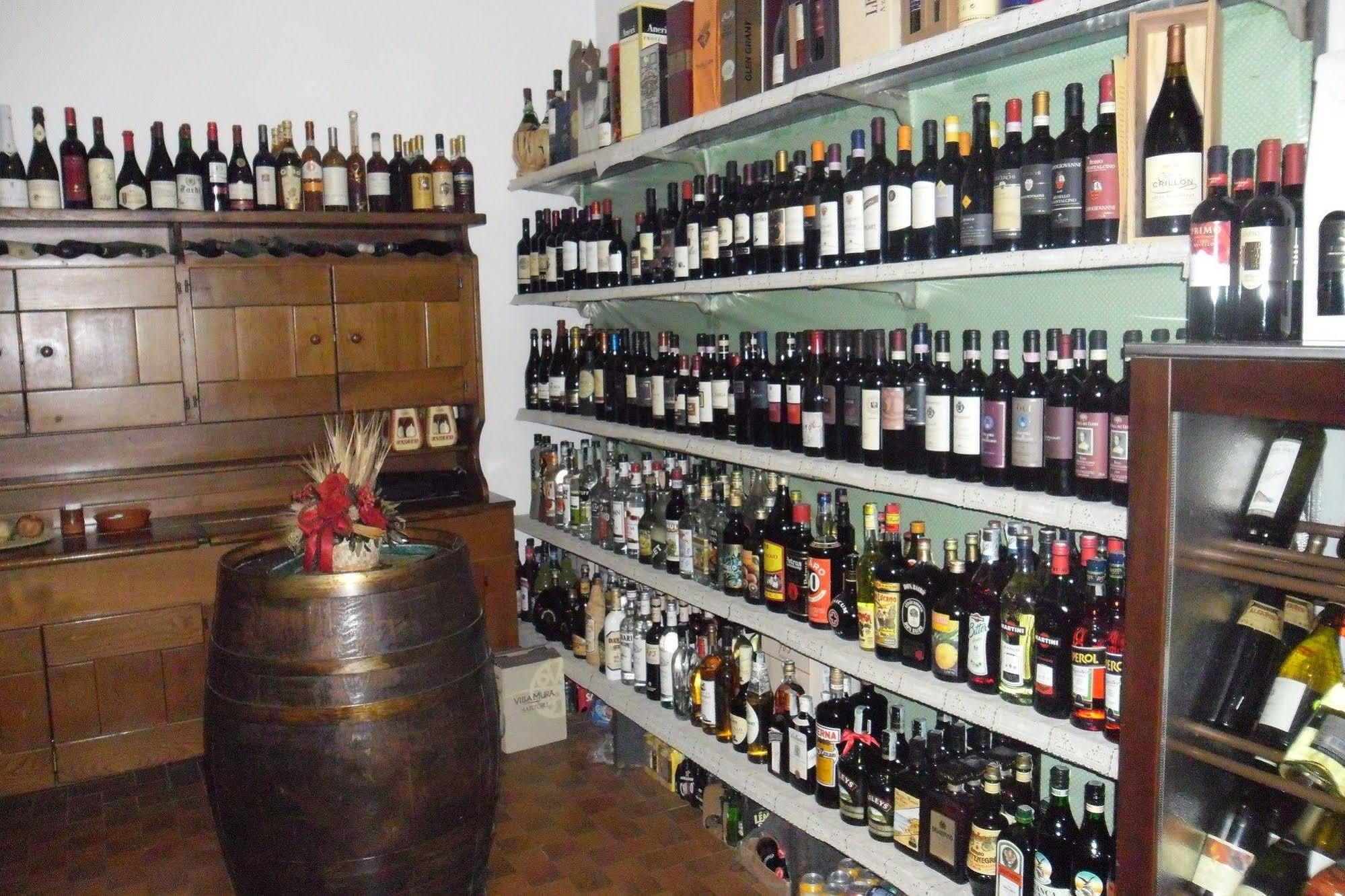 Hotel Ristorante Farneta กอร์โตนา ภายนอก รูปภาพ