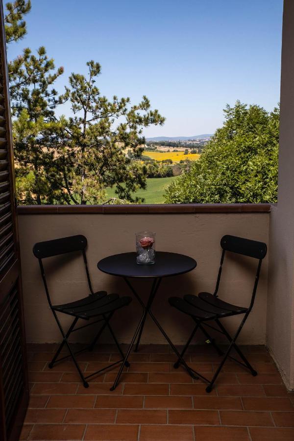 Hotel Ristorante Farneta กอร์โตนา ภายนอก รูปภาพ