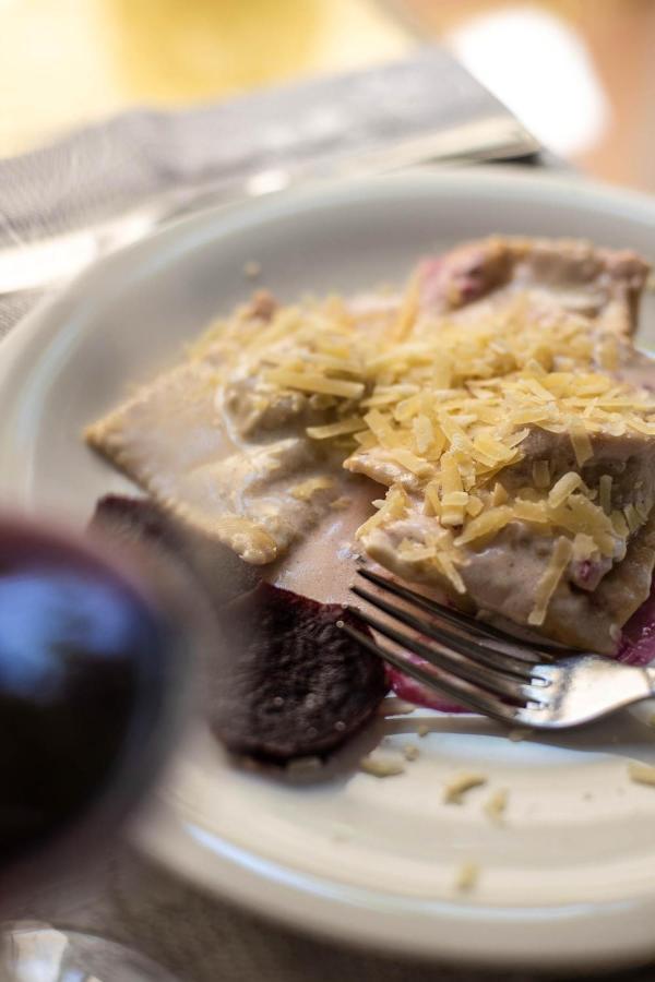 Hotel Ristorante Farneta กอร์โตนา ภายนอก รูปภาพ